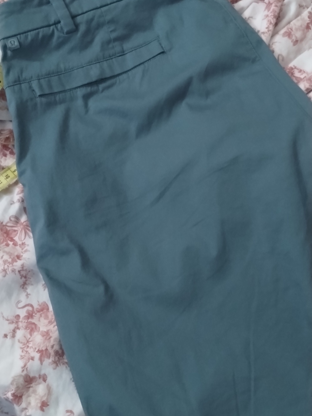 lululemon athletica Men's Teal Chinos - Picture 4 of 4
